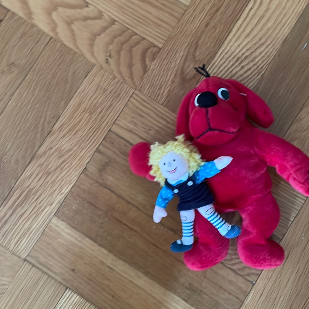 Scholastic Clifford the Bug Dog Plush Set NWT
